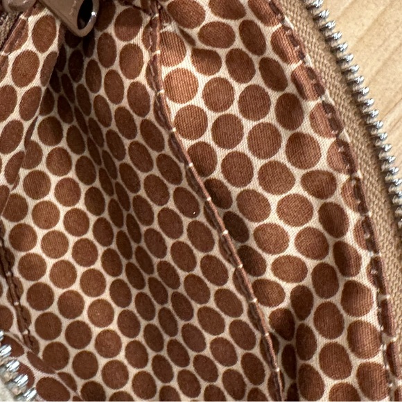 Brighton Pouch - Picture 6 of 10